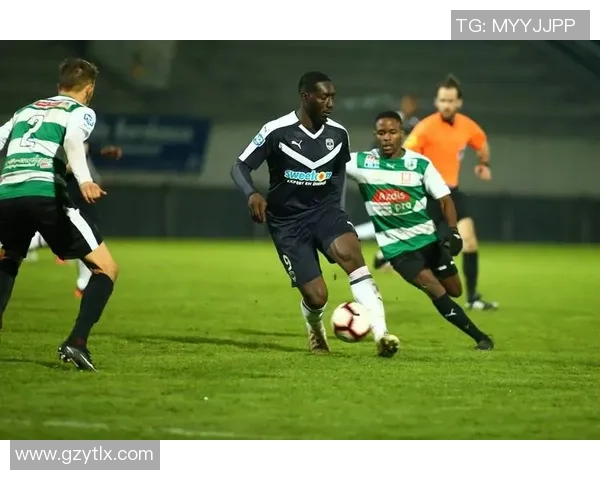 马内的足球传奇之路：从塞内加尔小镇到世界舞台的辉煌历程