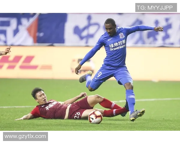 2018年上海申花与河北华夏的精彩对决回顾与分析