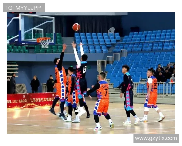 任骏飞领衔球队奋勇拼搏展现篮球精神助力赛季目标实现 任骏飞领衔球队奋勇拼搏展现篮球精神助力赛季目标实现