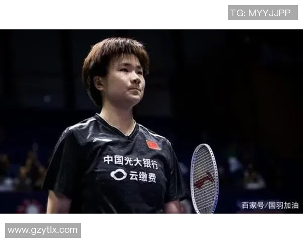 何冰娇与因达农激战再起谁能在羽坛争锋夺冠荣耀