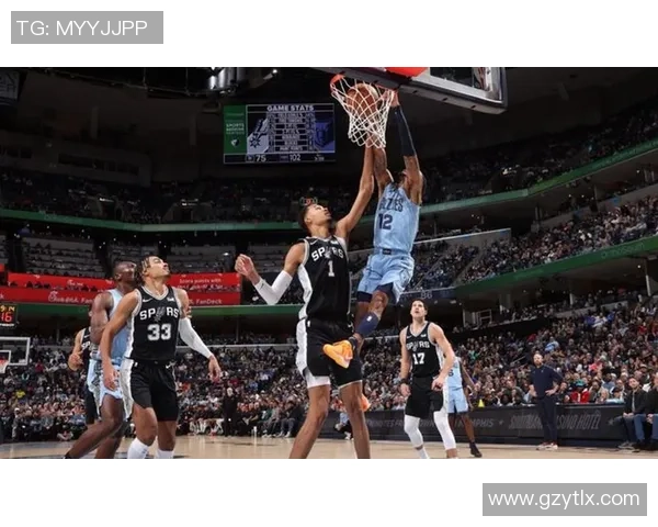 林书豪在对阵马刺的精彩表现回顾与分析