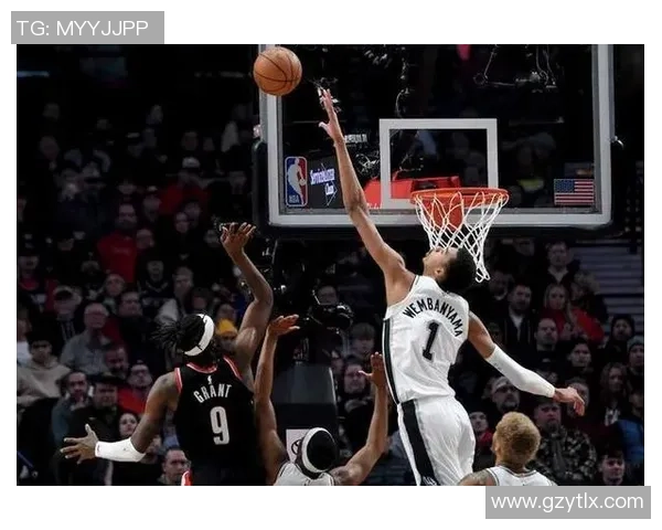 文班亚马首场比赛表现惊艳五次盖帽并隔扣字母哥引发广泛热议