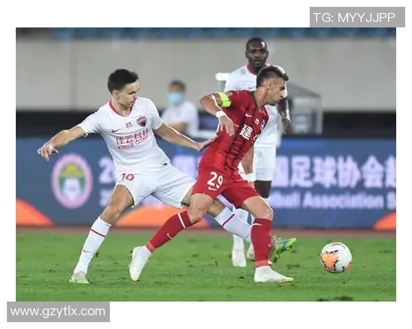 深圳足球队心理素质深度对比分析与提升策略探讨