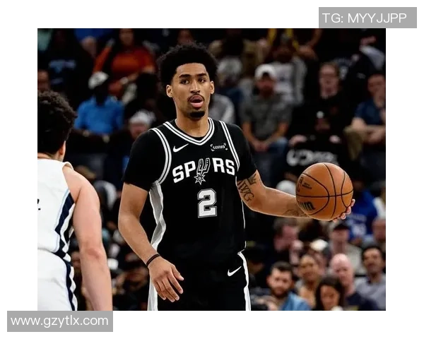 马刺与灰熊夏季联赛精彩对决球员表现引发球迷热议